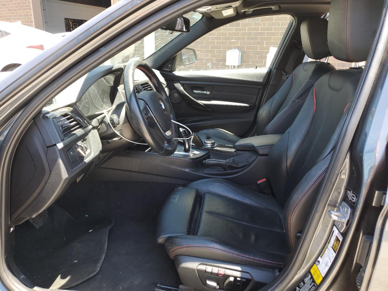 WBA3B3C56EJ979070 2014 BMW 328 Xi