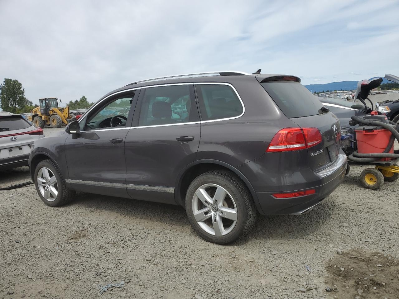 2013 Volkswagen Touareg V6 Tdi vin: WVGEP9BP6DD007741