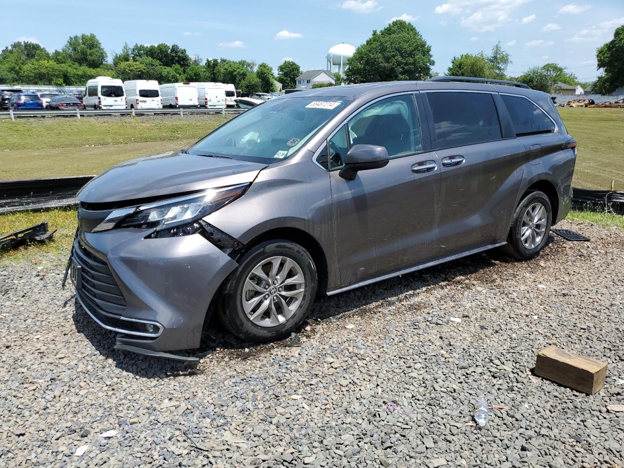 2022 Toyota Sienna Xle vin: 5TDYSKFC4NS047613