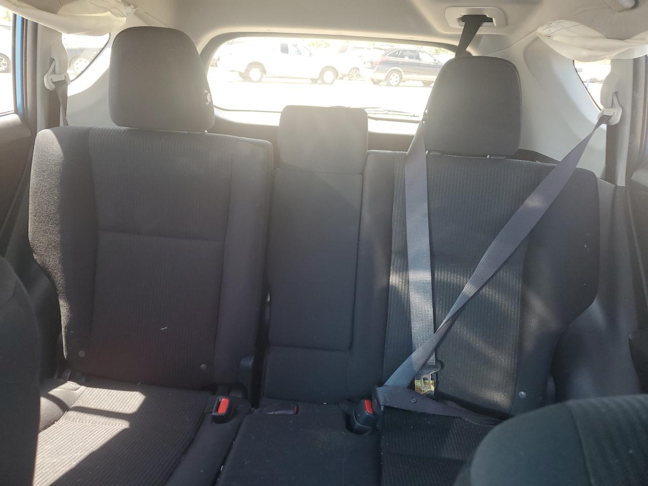 JTMZFREV0HJ110907 2017 Toyota Rav4 Le