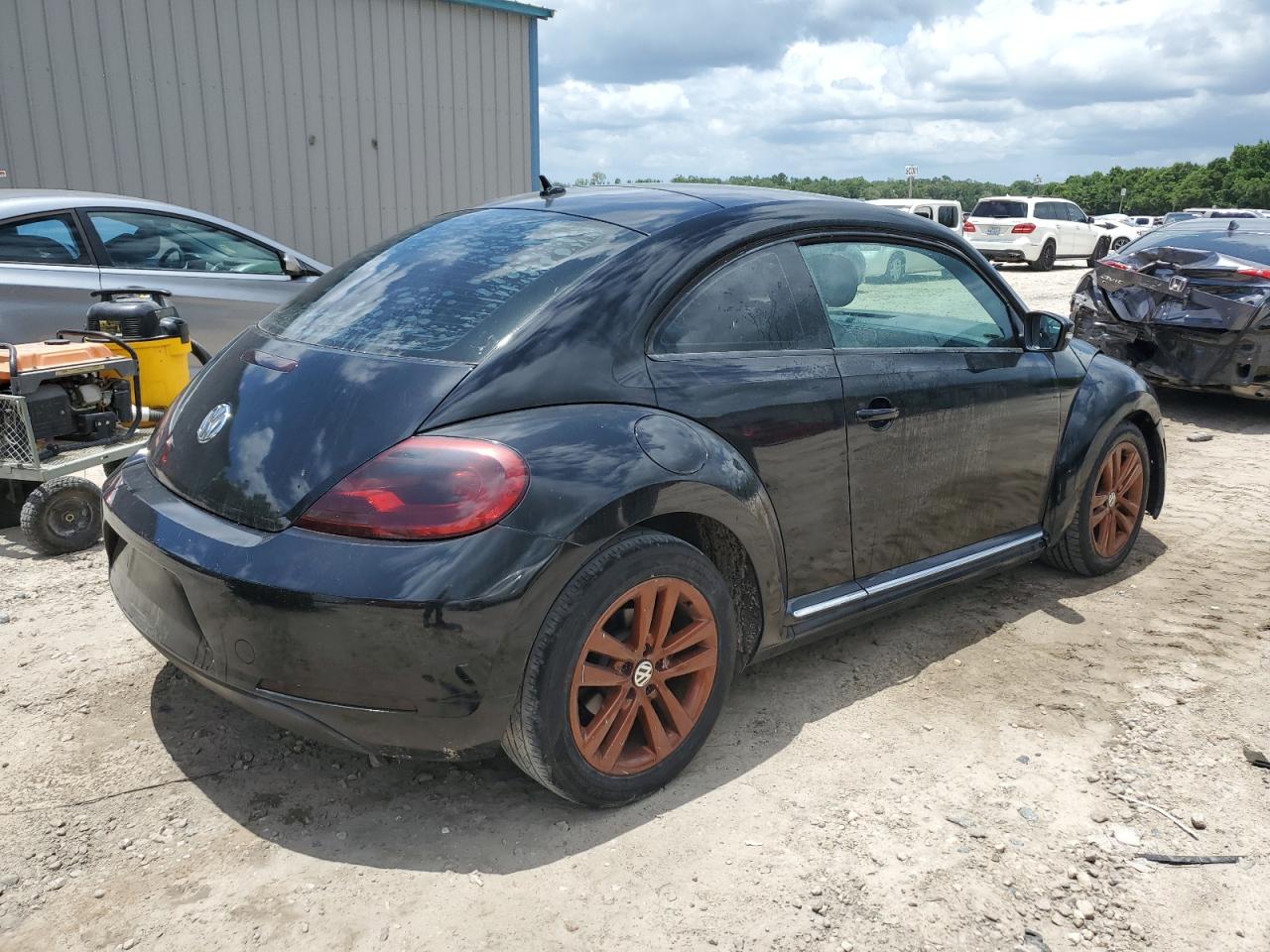 3VWJX7AT2CM648648 2012 Volkswagen Beetle