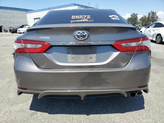 VIN 4T1B11HK0JU555697 2018 Toyota Camry, L no.6