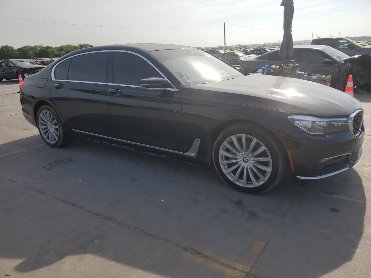 2016 BMW 740 I vin: WBA7E2C53GG546728