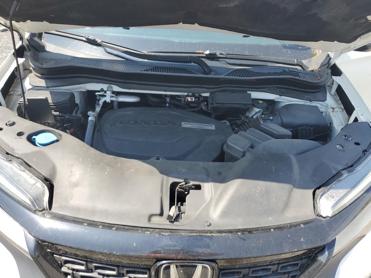 5FNYF8H09KB014357 2019 Honda Passport Elite