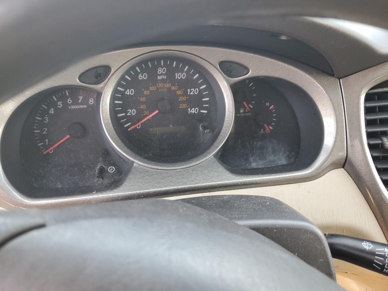 JTEGD21A510014592 2001 Toyota Highlander