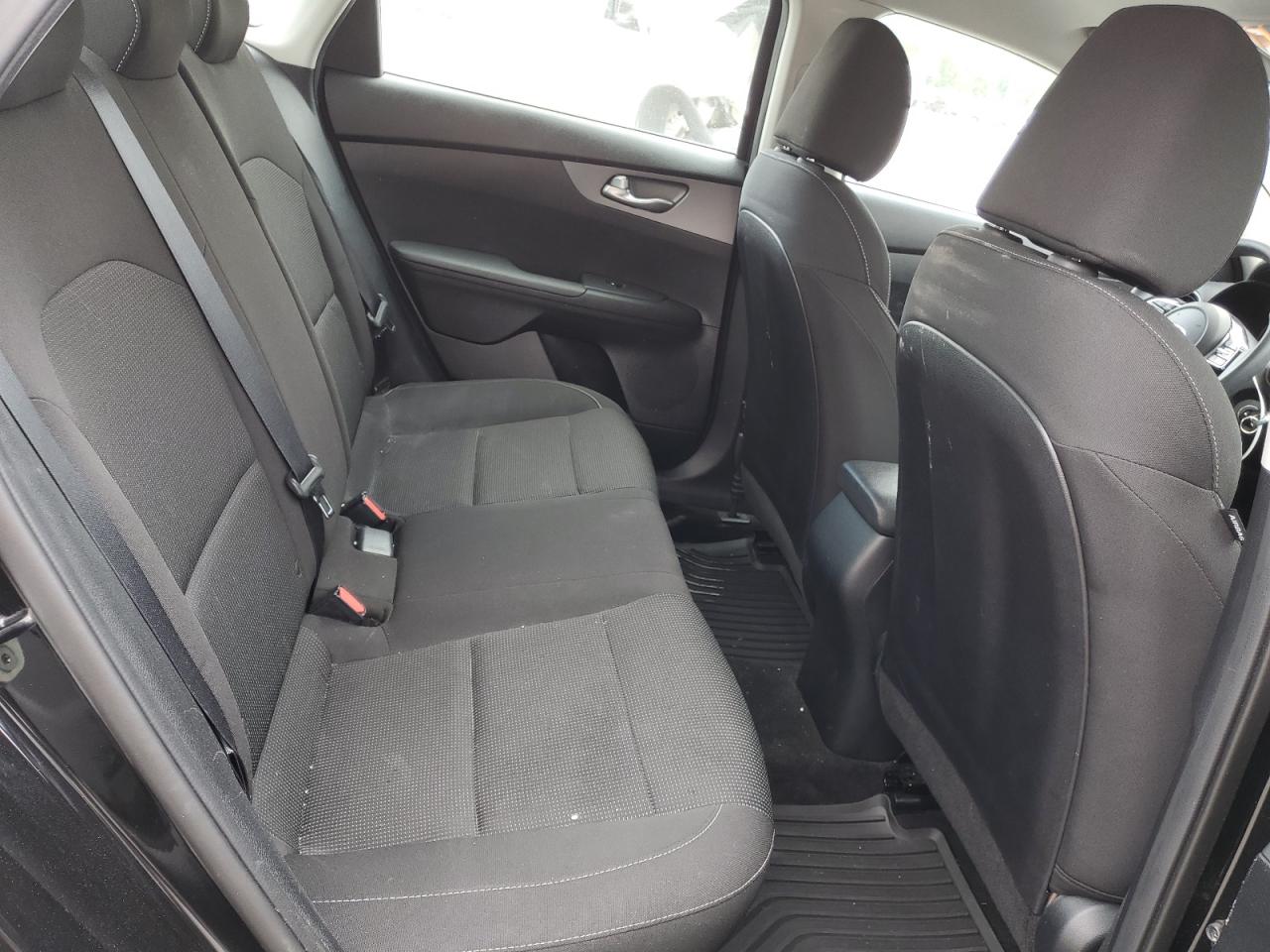 3KPF24ADXKE060018 2019 Kia Forte Fe