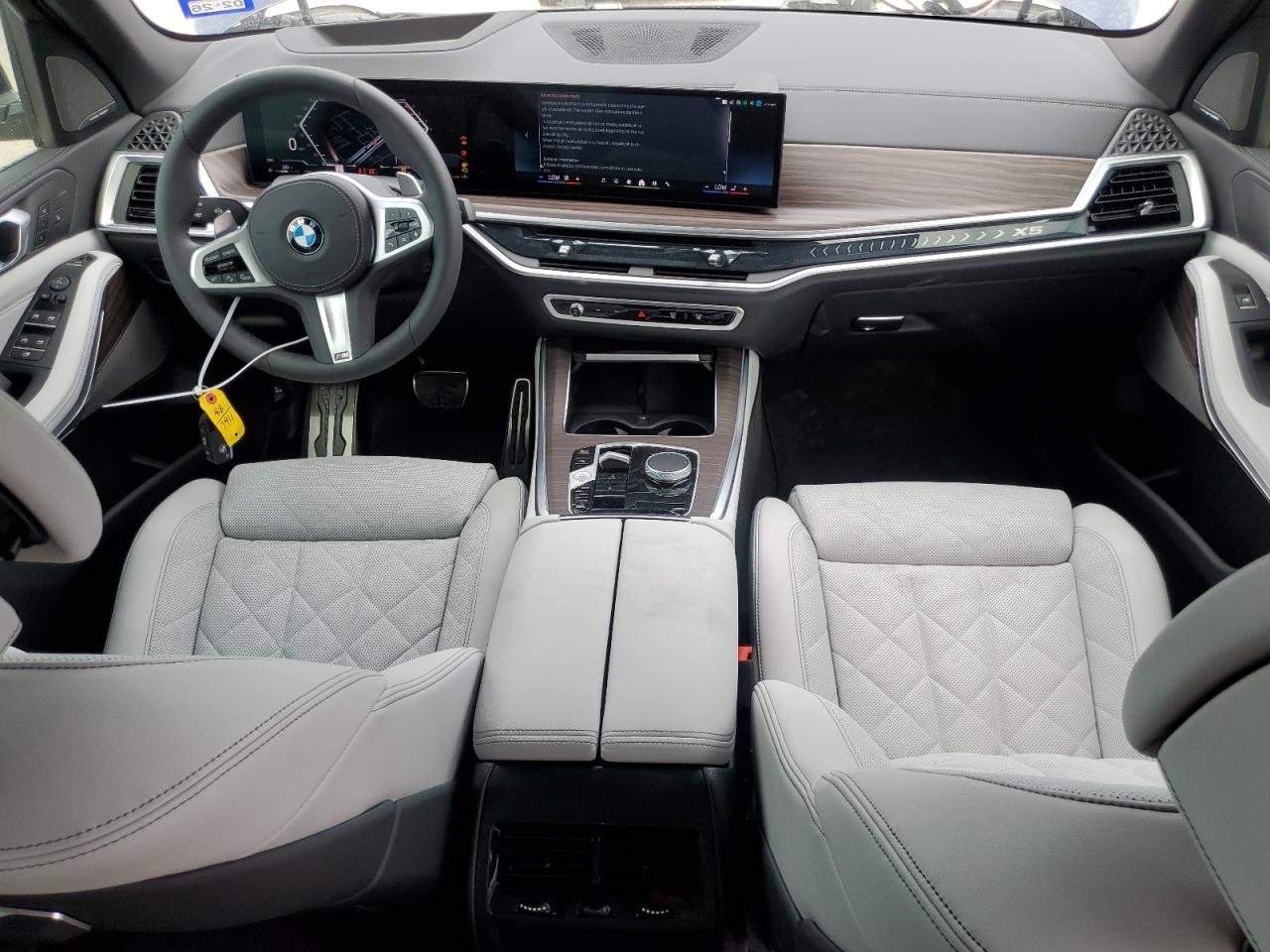 5UX23EU08R9V37911 2024 BMW X5 xDrive40I
