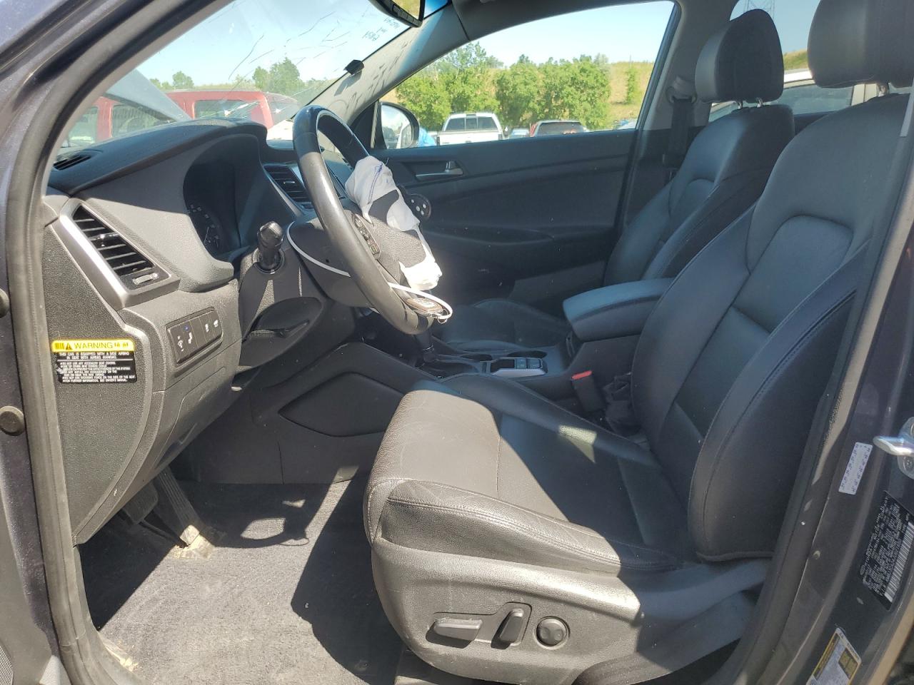 KM8J3CA24JU621650 2018 Hyundai Tucson Value