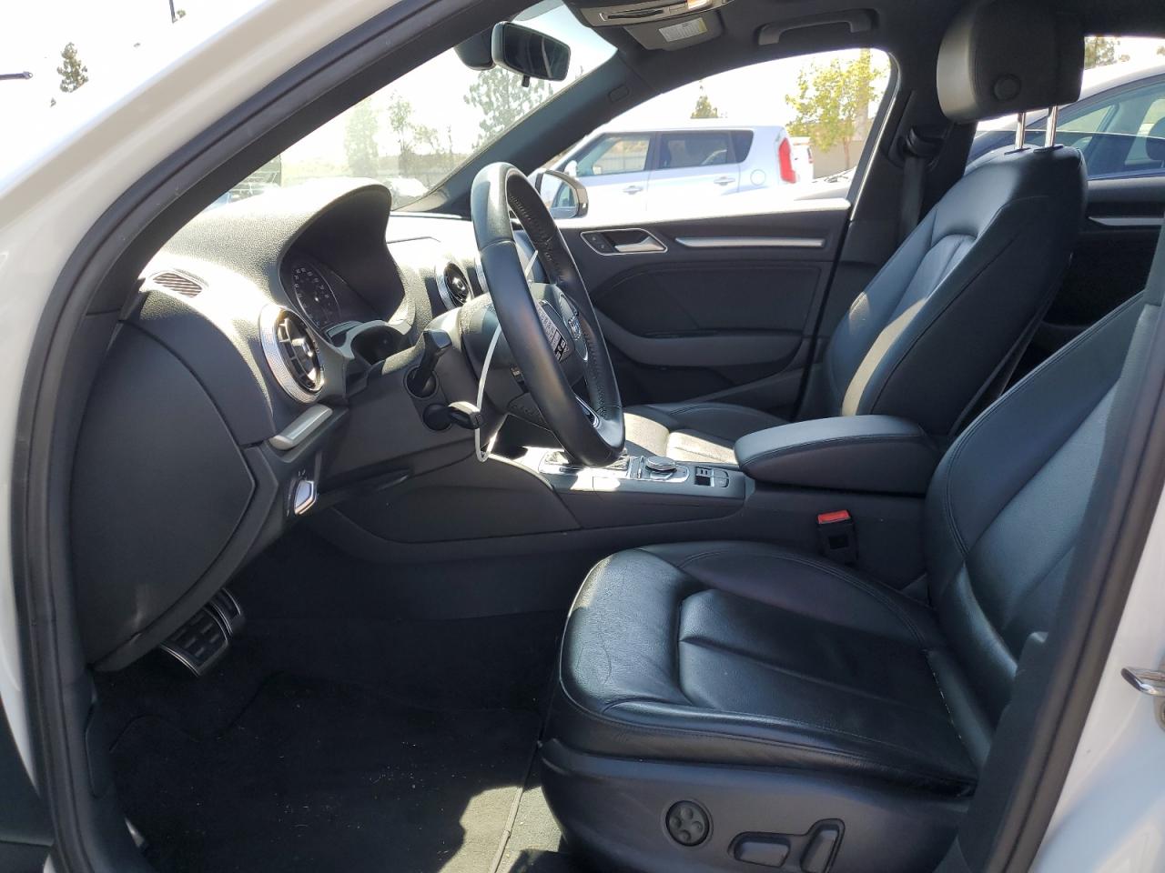 WAUAUGFF8H1055568 2017 Audi A3 Premium