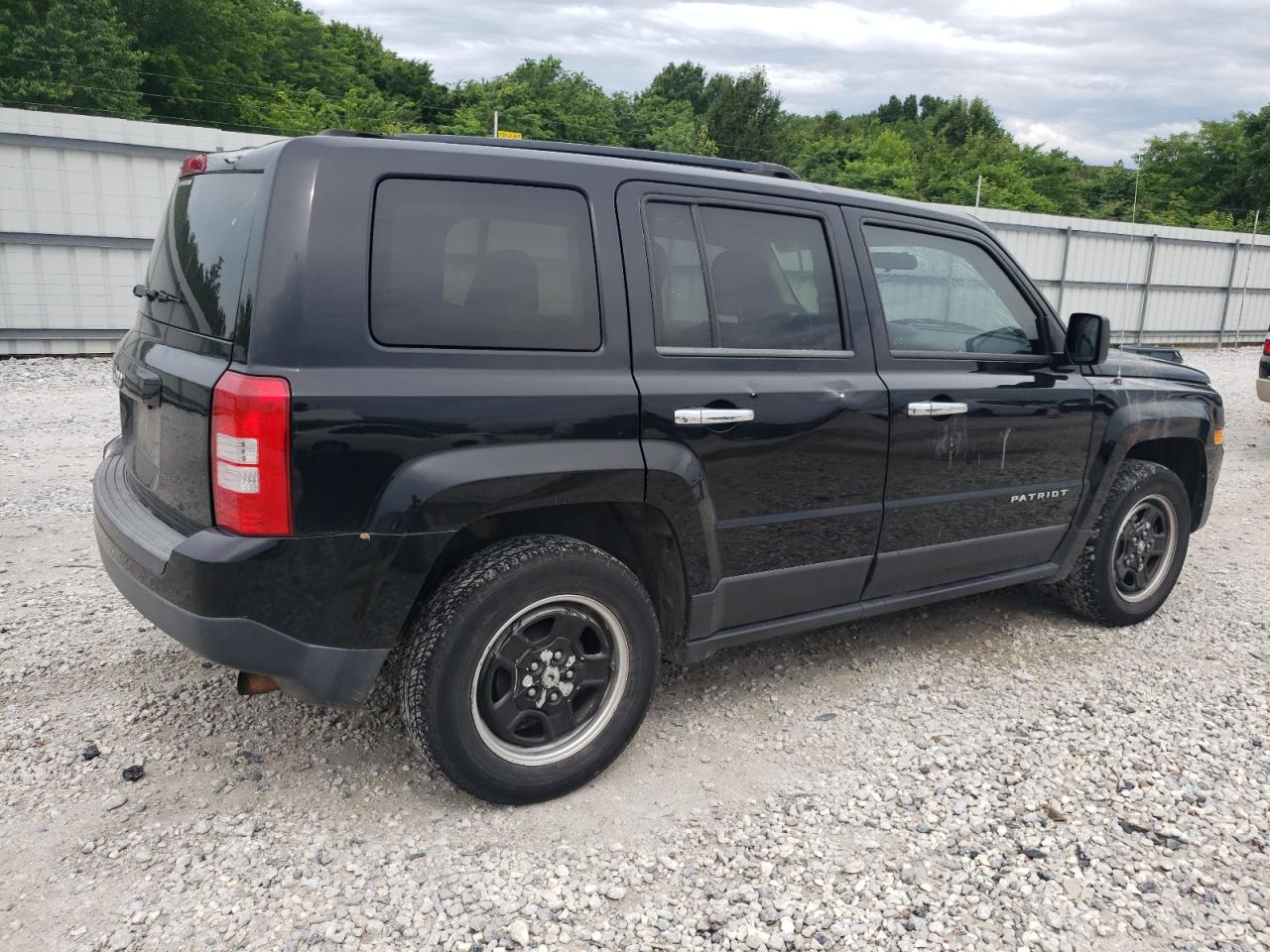 1C4NJPBA4FD235584 2015 Jeep Patriot Sport 1C4NJPBA4FD235584 2015 Jeep Patriot Sport
