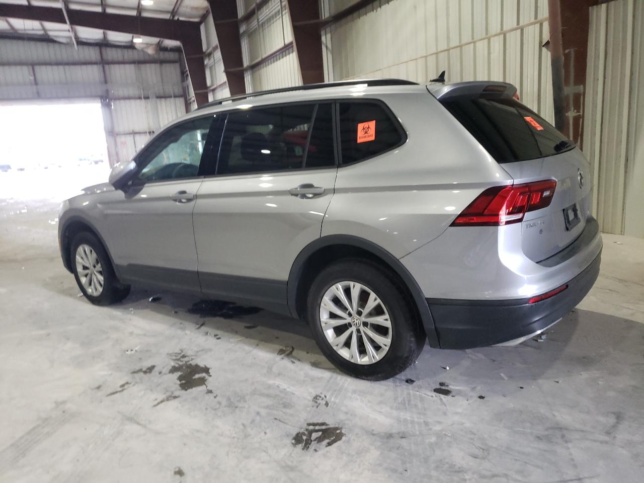 3VV1B7AX8LM083523 2020 Volkswagen Tiguan S