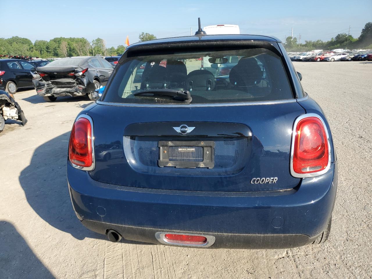 WMWXU1C54G2D08139 2016 Mini Cooper