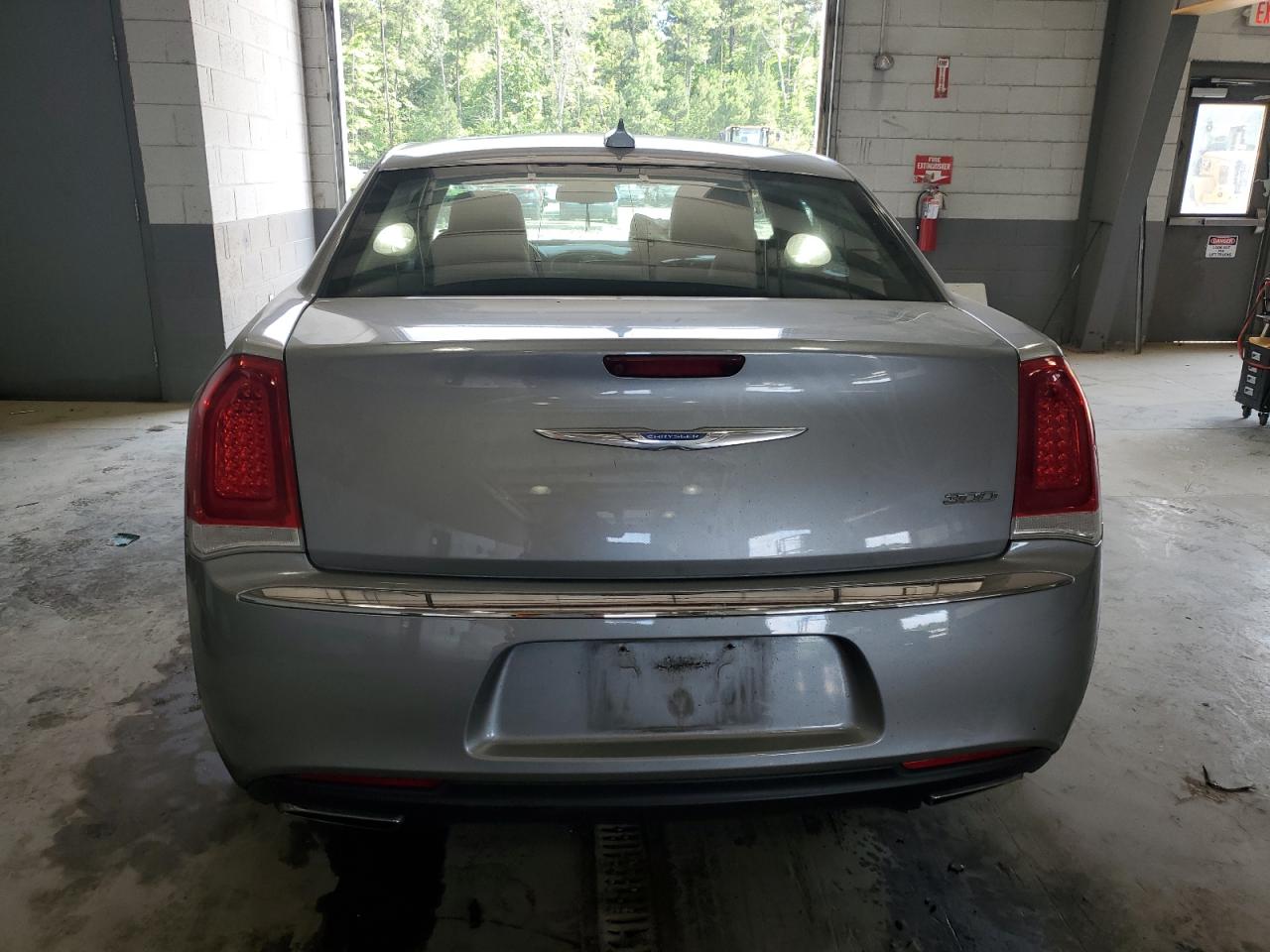 2C3CCAEG3JH149004 2018 Chrysler 300 Limited
