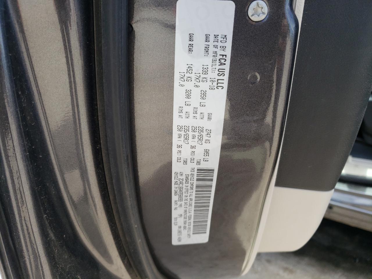 2C4RC1BG4KR560269 2019 Chrysler Pacifica Touring L