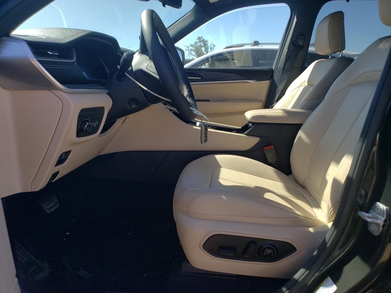 1C4RJHBG9P8822790 2023 Jeep Grand Cherokee Limited