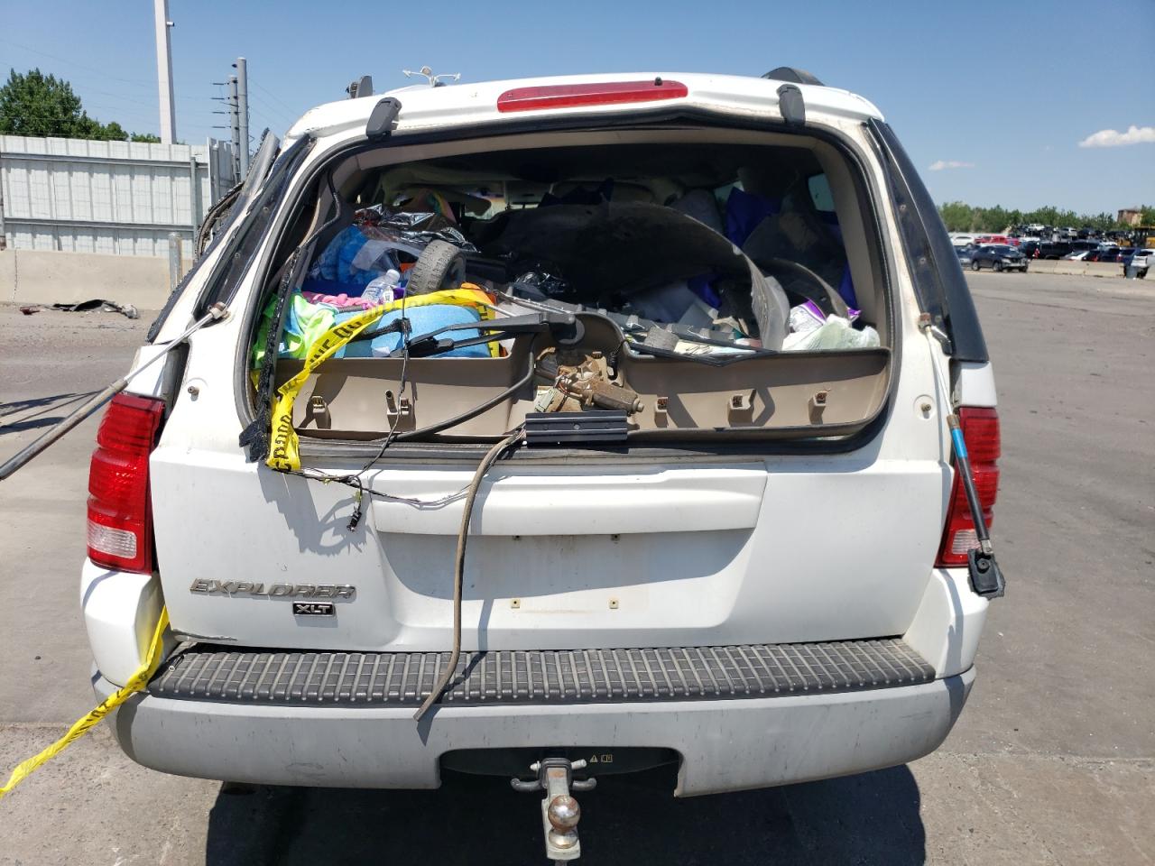 1FMZU73E32ZA99676 2002 Ford Explorer Xlt