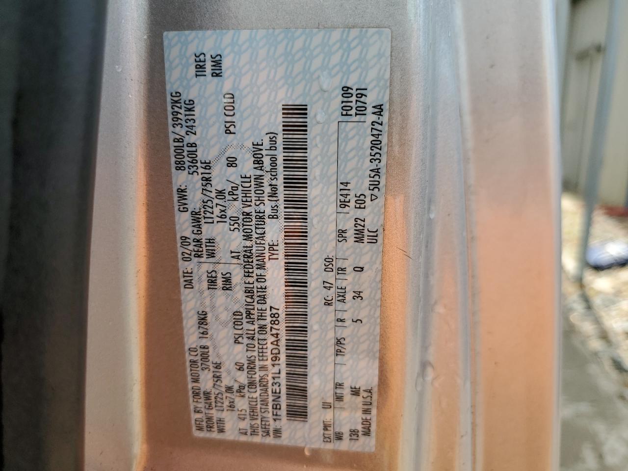 1FBNE31L19DA47887 2009 Ford Econoline E350 Super Duty Wagon