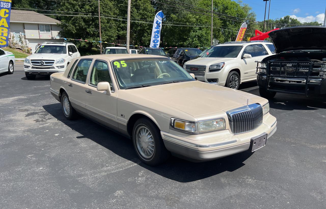 1LNLM82W4SY705014 1995 Lincoln Town Car Signature