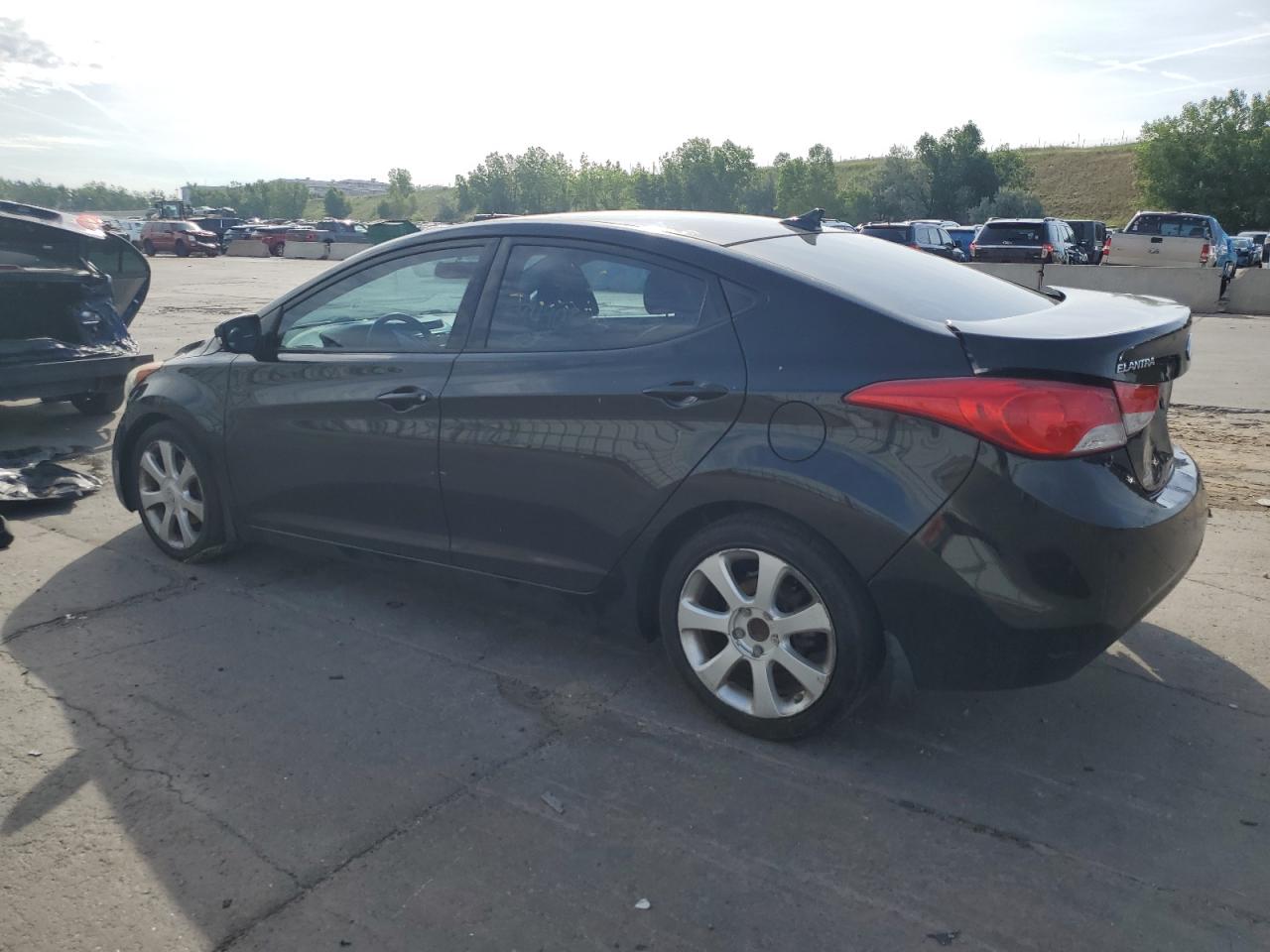 5NPDH4AE2DH214539 2013 Hyundai Elantra Gls