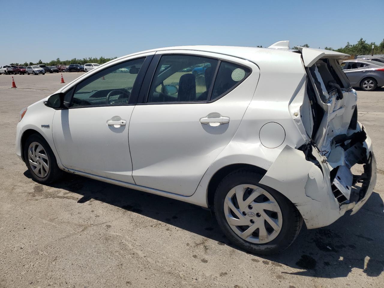 JTDKDTB32F1577671 2015 Toyota Prius C