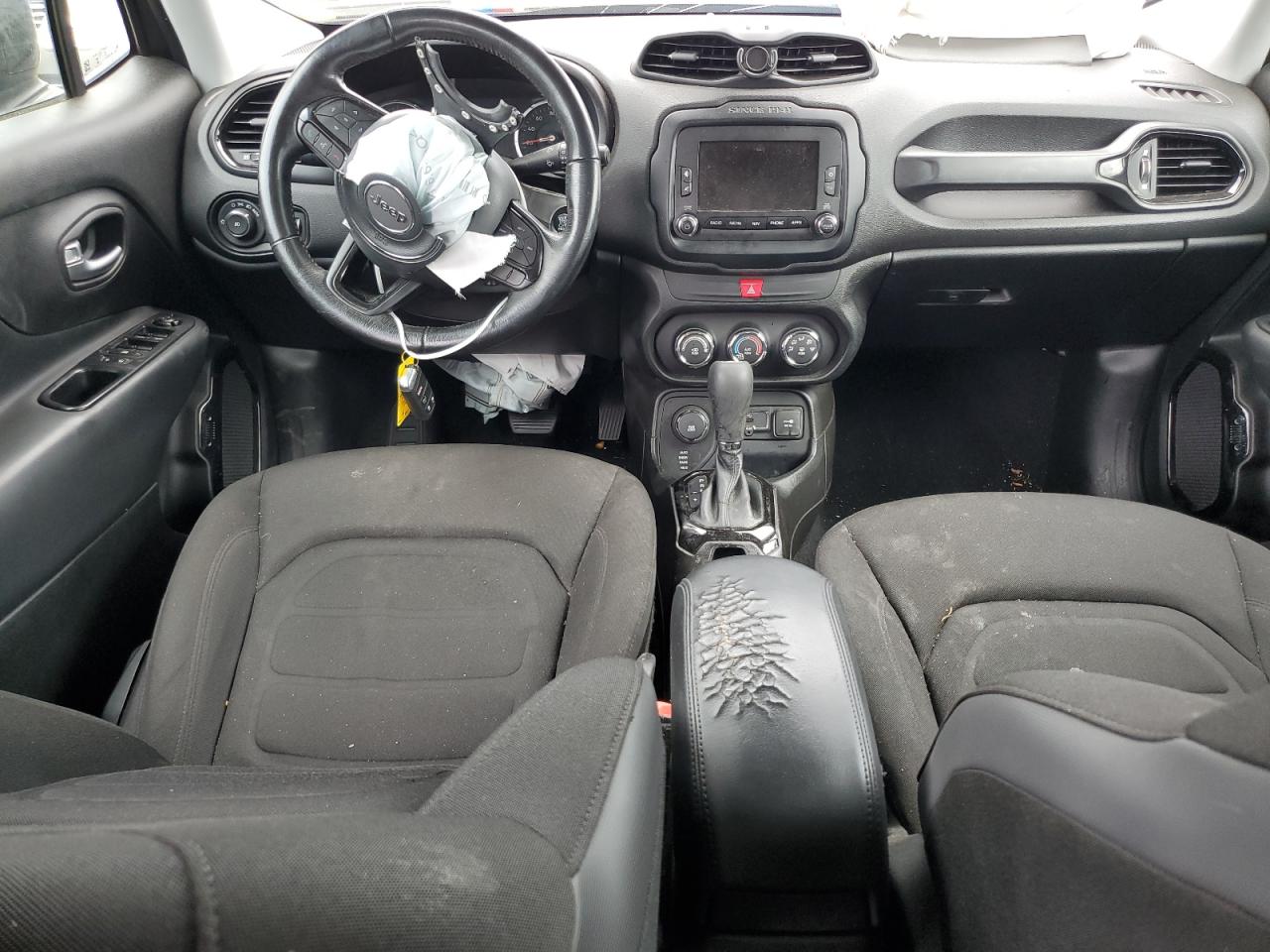 ZACCJBBB4HPF76989 2017 Jeep Renegade Latitude