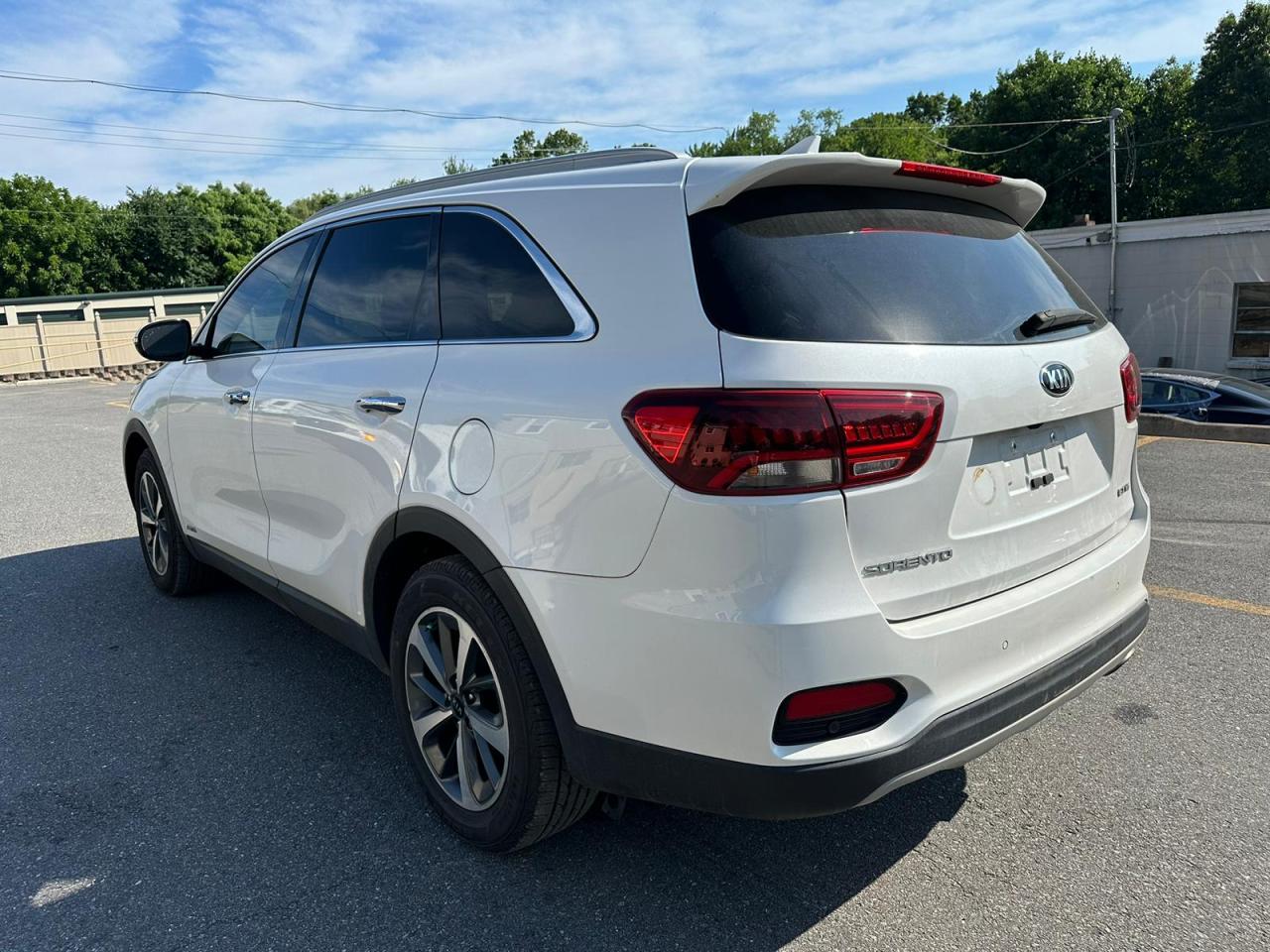 2019 Kia Sorento Ex vin: 5XYPHDA50KG537733