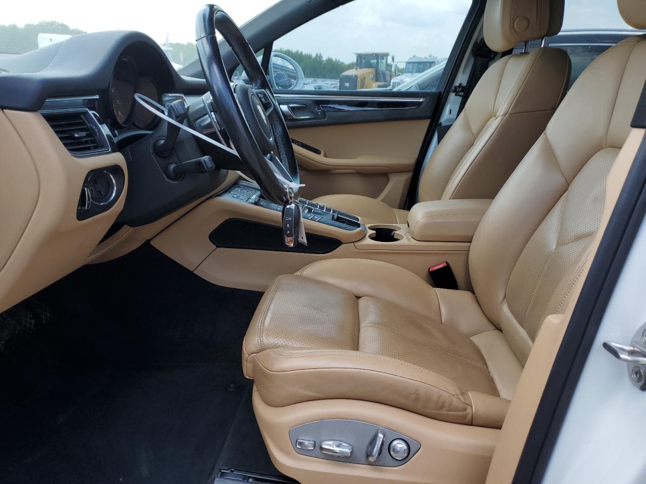 WP1AA2A56JLB01954 2018 Porsche Macan