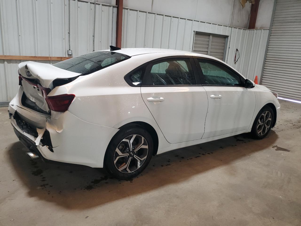 3KPF24AD4ME313417 2021 Kia Forte Fe