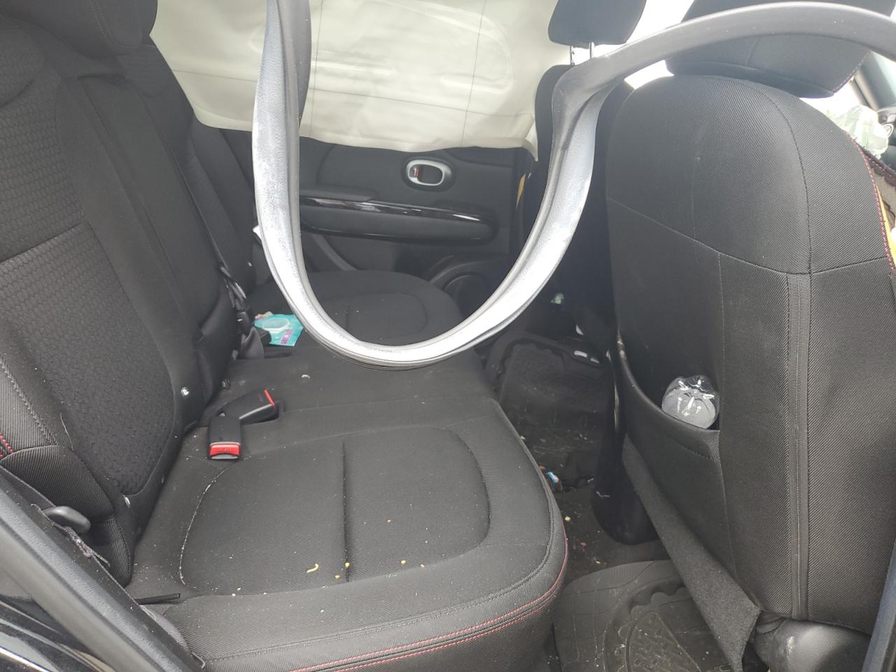 KNDJP3A56F7157964 2015 Kia Soul +