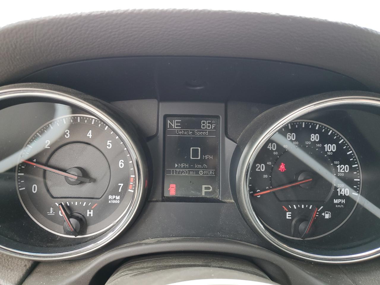 1C4RJEAG8CC334325 2012 Jeep Grand Cherokee Laredo