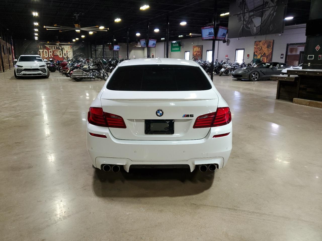 WBSFV9C53DD095832 2013 BMW M5