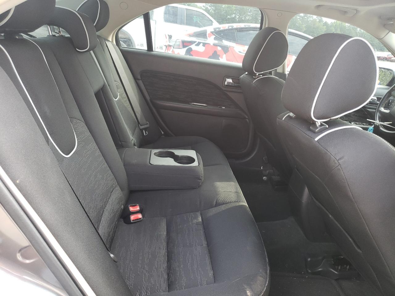 3FAHP0HA3CR235210 2012 Ford Fusion Se