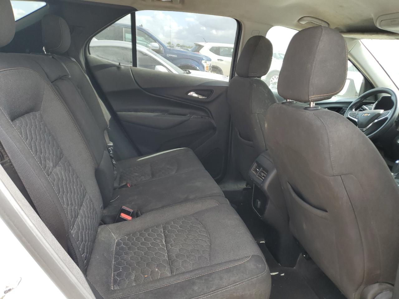 2GNAXJEV9J6191833 2018 Chevrolet Equinox Lt