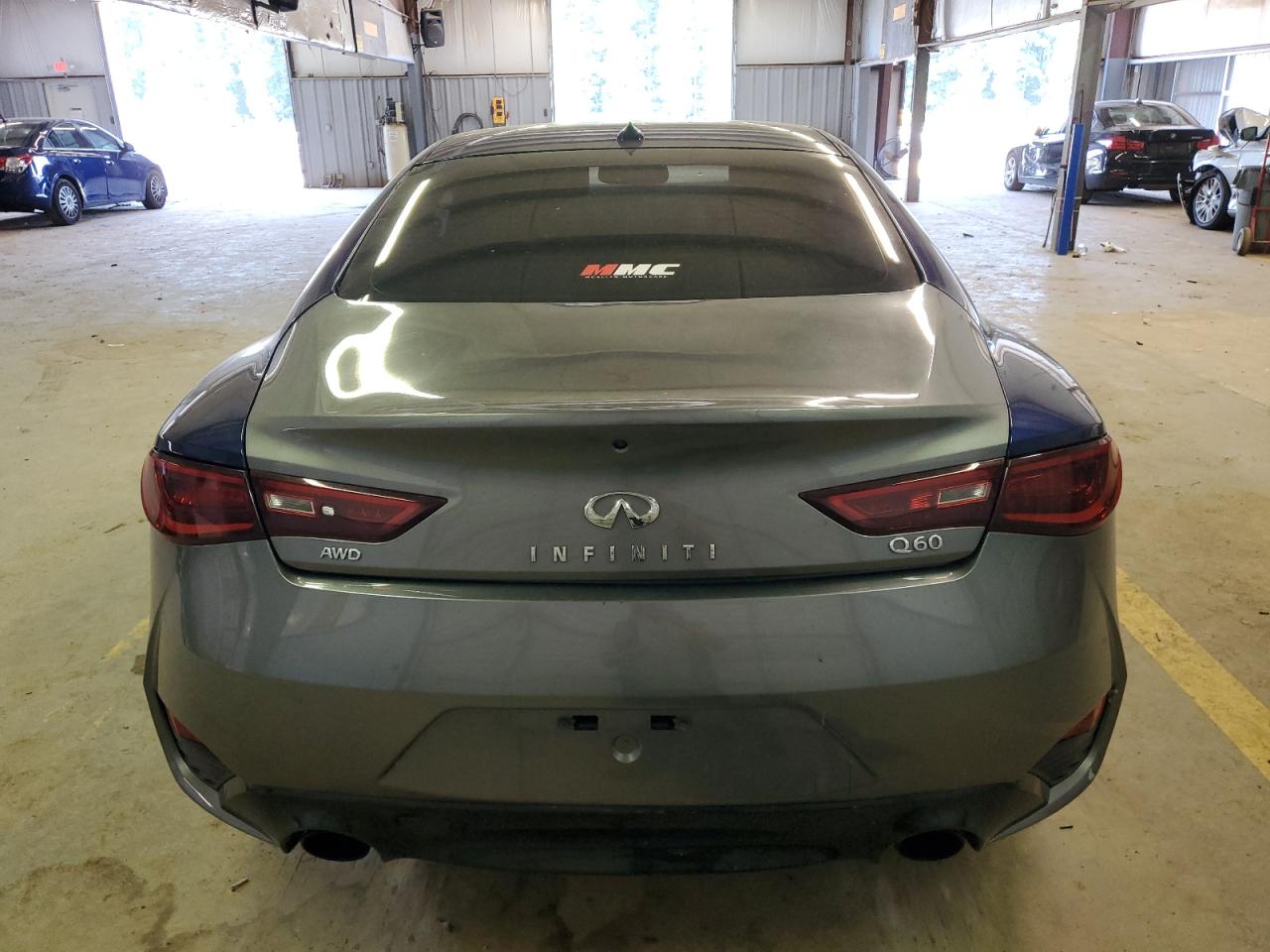 2017 Infiniti Q60 Premium vin: JN1EV7ELXHM554107