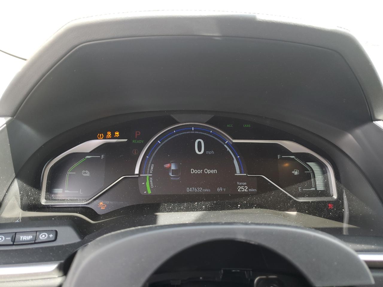 JHMZC5F10JC017326 2018 Honda Clarity