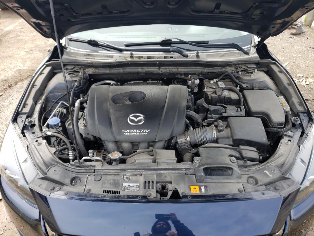 3MZBN1V34JM252073 2018 Mazda 3 Touring