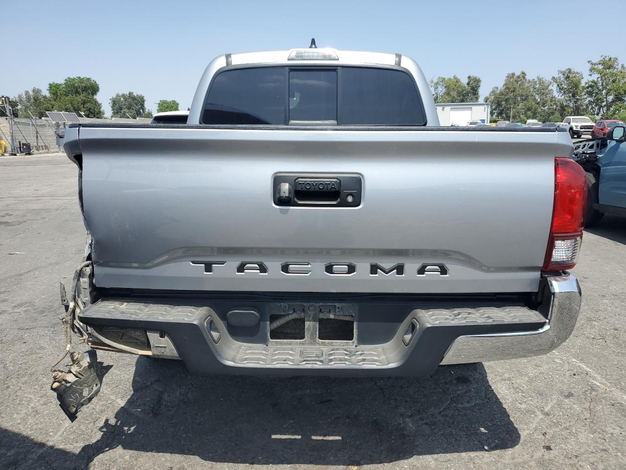 2020 Toyota Tacoma Double Cab vin: 5TFAX5GN3LX183064