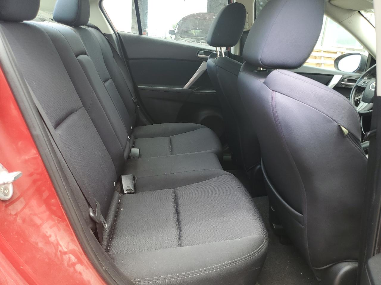 JM1BL1U54B1370327 2011 Mazda 3 S