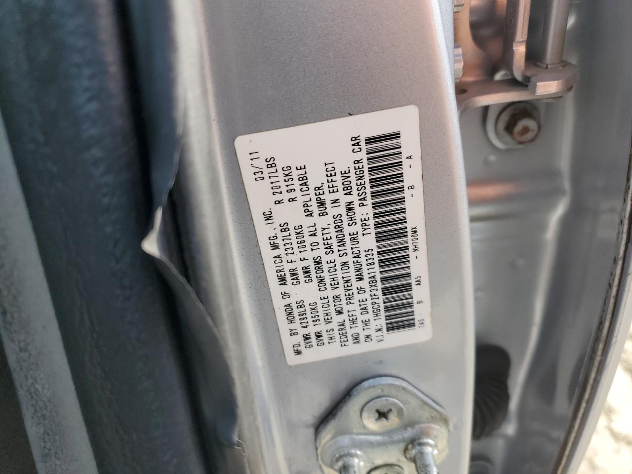 1HGCP2F3XBA118335 2011 Honda Accord Lx