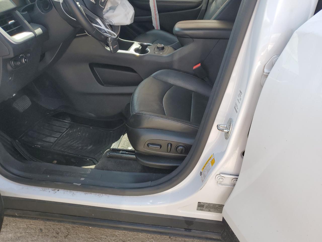 3GKALVEV5LL246163 2020 GMC Terrain Slt