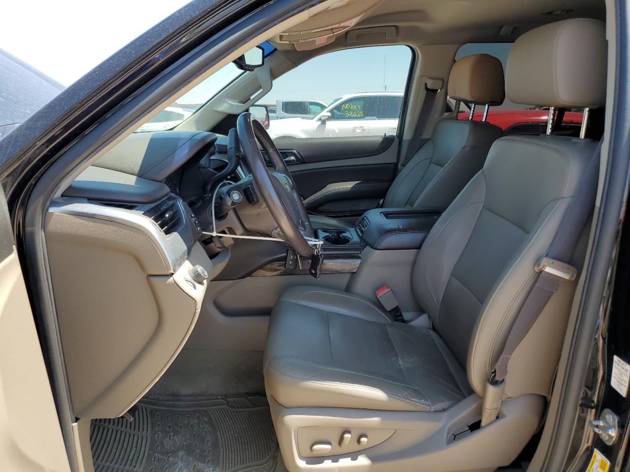 1GNSCBKC7HR198822 2017 Chevrolet Tahoe C1500 Lt