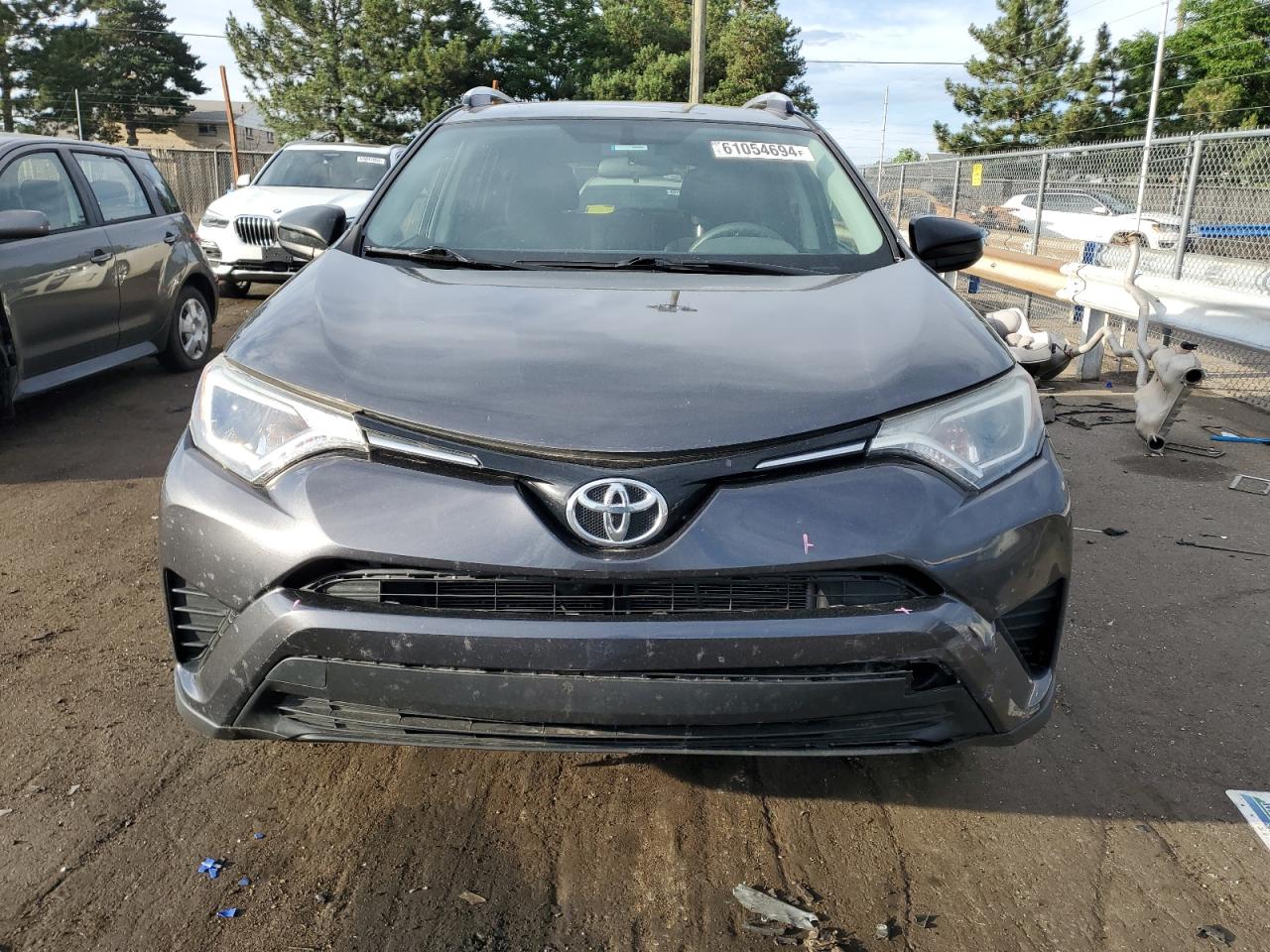 2016 Toyota Rav4 Le vin: JTMZFREV2GD081083