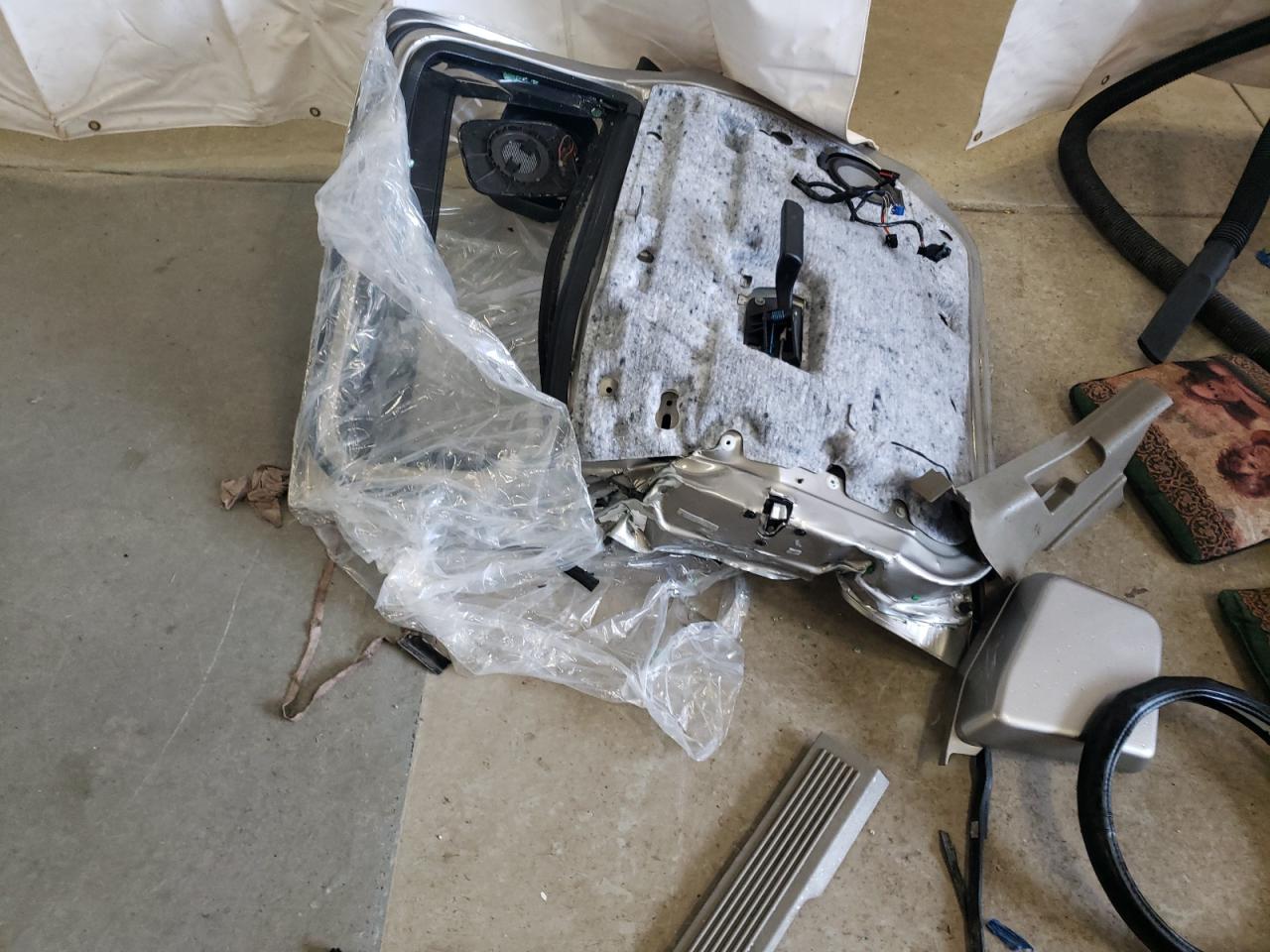 5GRGN23U84H106583 2004 Hummer H2