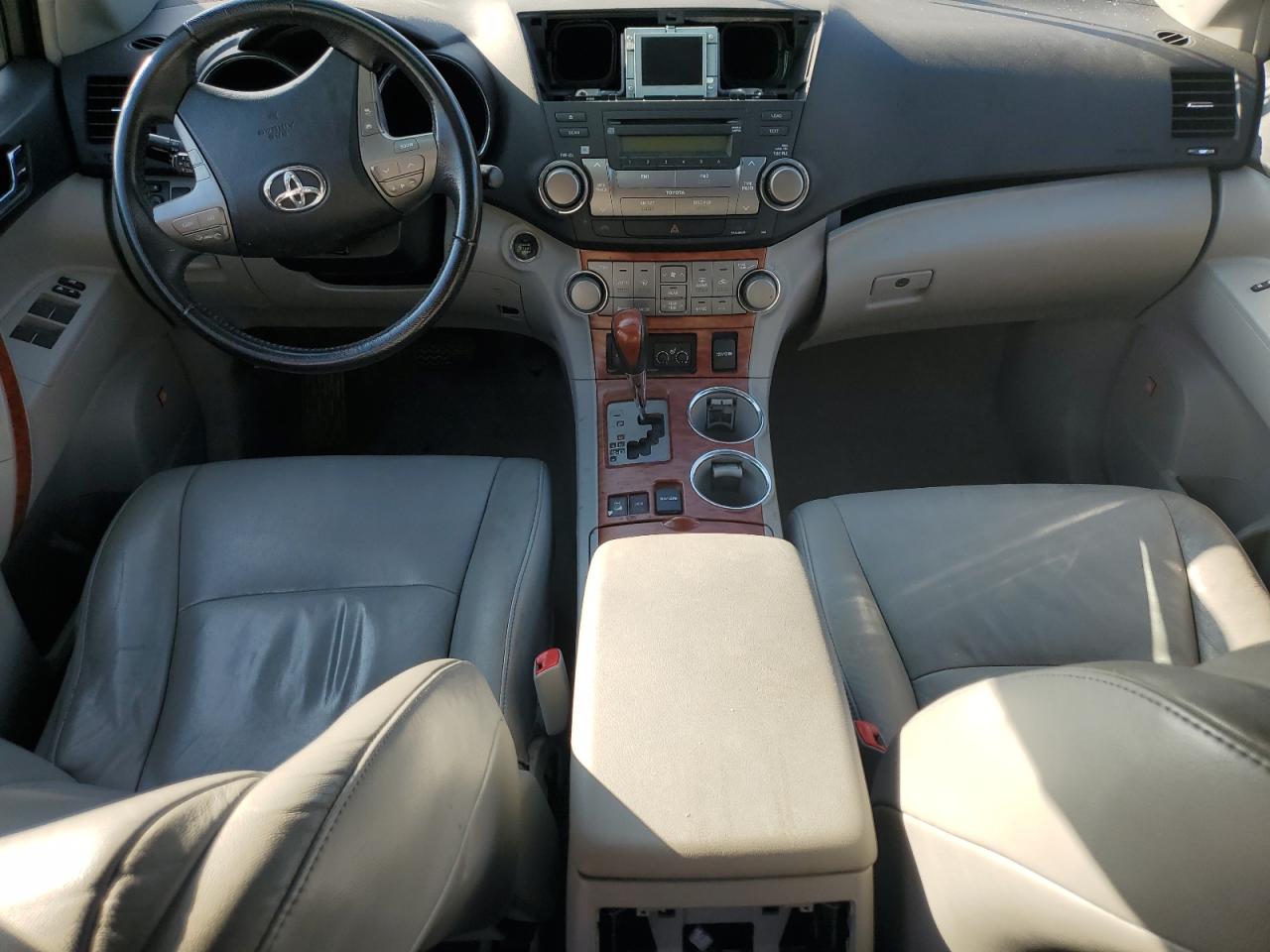 5TDDK3EH6AS022143 2010 Toyota Highlander Limited