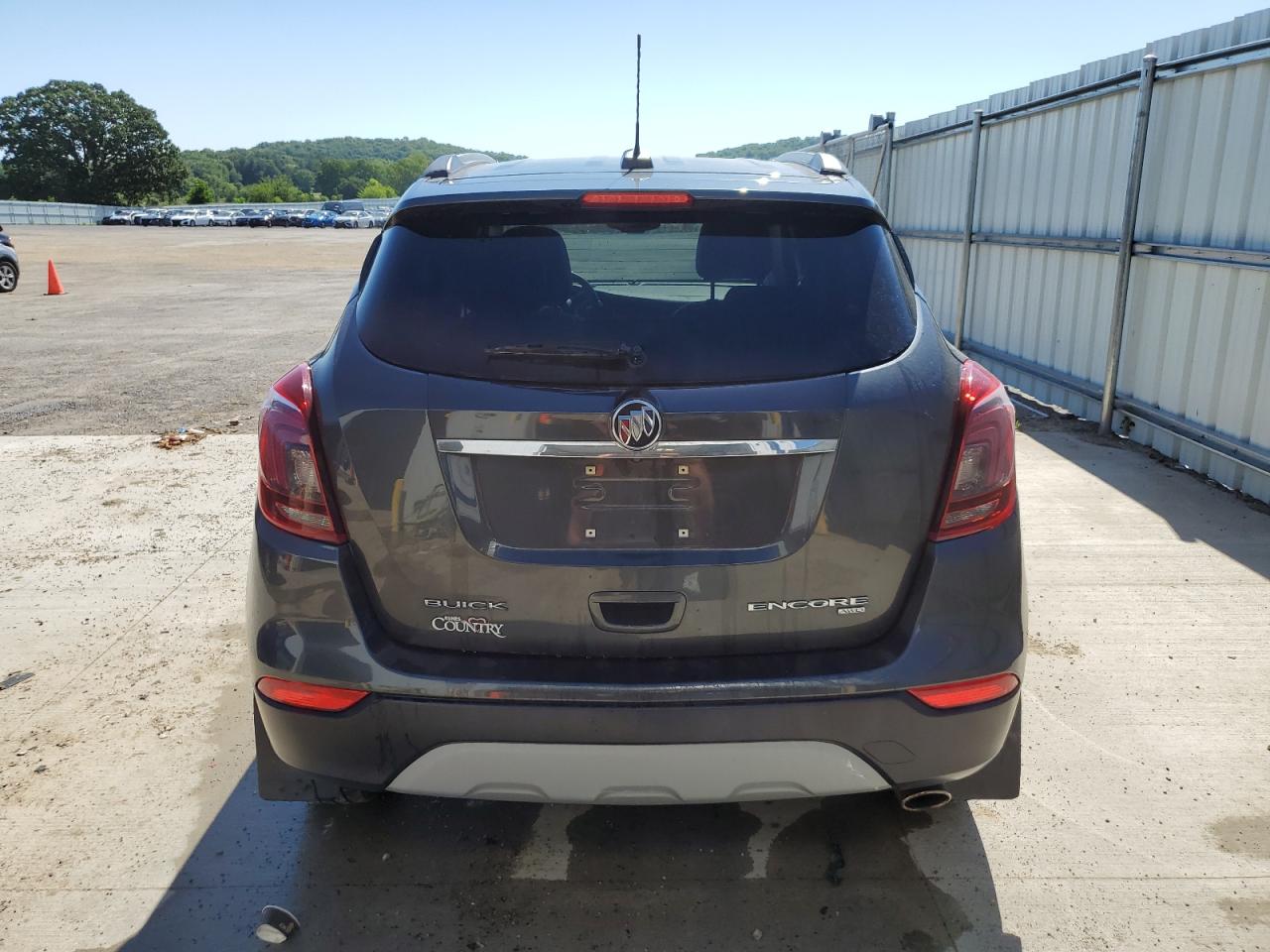 KL4CJGSB9JB530419 2018 Buick Encore Essence