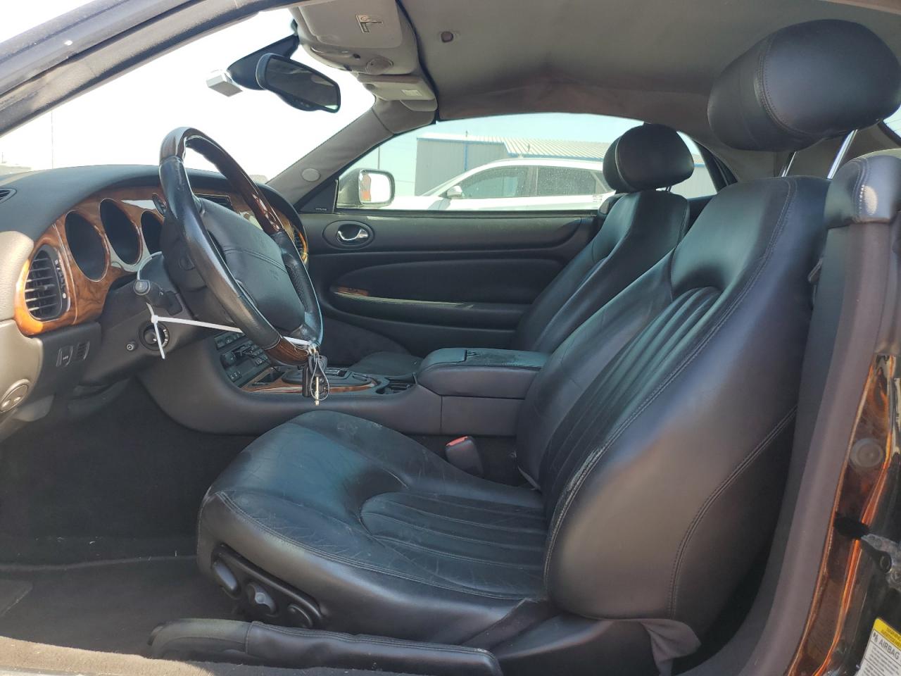 SAJDA42CX2NA30386 2002 Jaguar Xk8