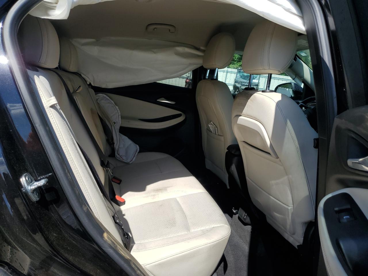 KL4MMDSL1NB050531 2022 Buick Encore Gx Select