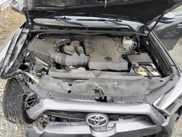 2018 Toyota 4Runner Sr5/Sr5 Premium VIN: JTEBU5JR8J5520731 Lot: 60884634