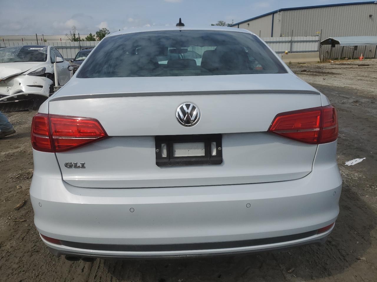 3VW4T7AJ8HM396130 2017 Volkswagen Jetta Gli