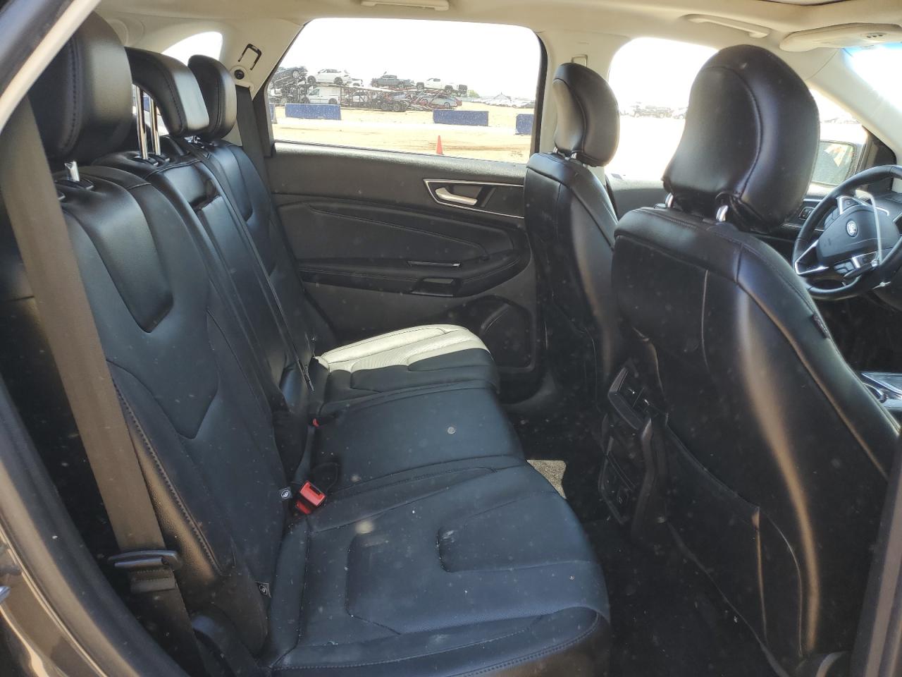 2FMPK4K90HBC12110 2017 Ford Edge Titanium